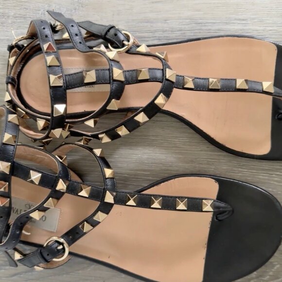 Valentino Garavani Rockstud Ankle Strap Gladiator Leather Sandals Size 38 - Picture 3 of 5